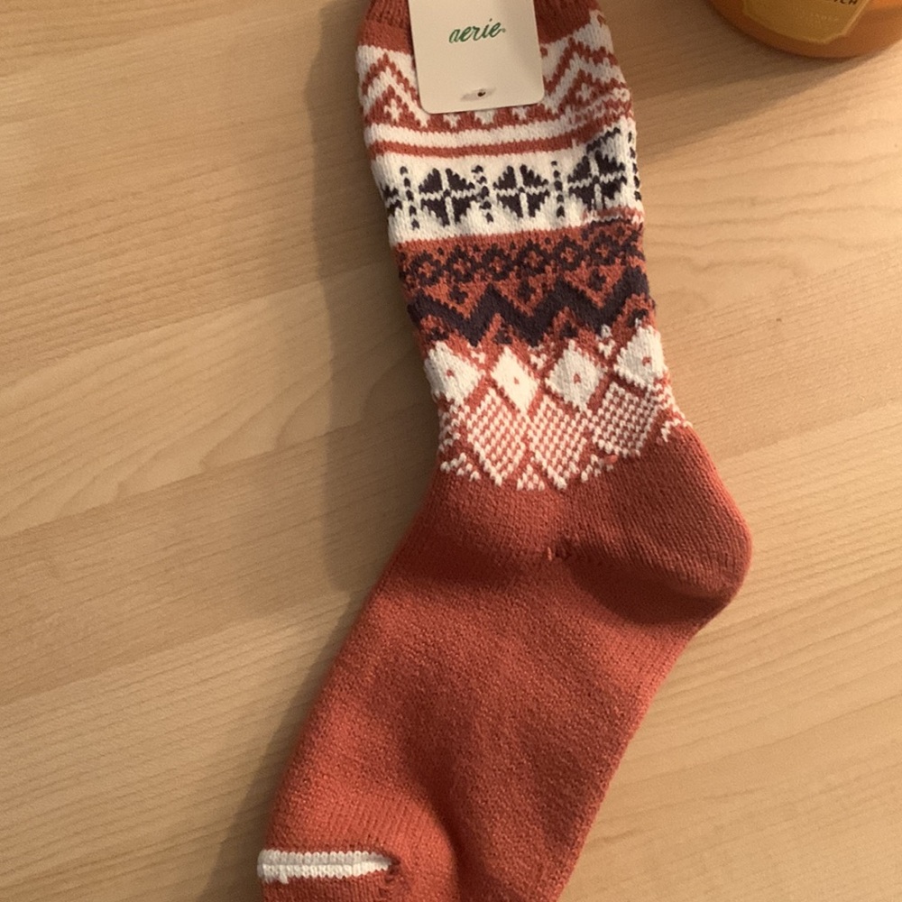 🍃Aerie-Taille Unique Crew Socks